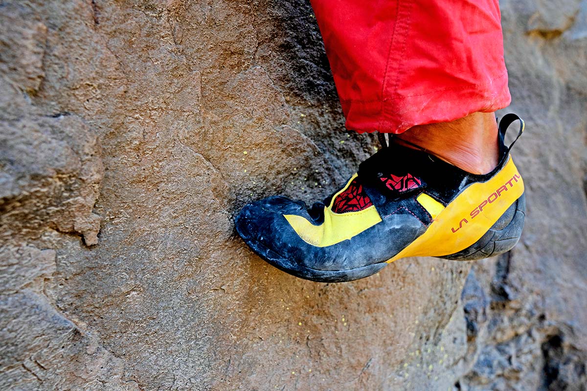 La sportiva store futura sizing